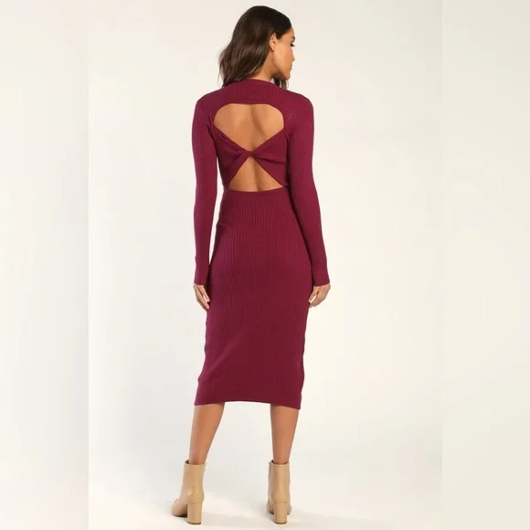 🍇 LULUs Autumn Attitude Dark Magenta Long Sleeve Cutout Sweater Dress. LARGE - Picture 3 of 5